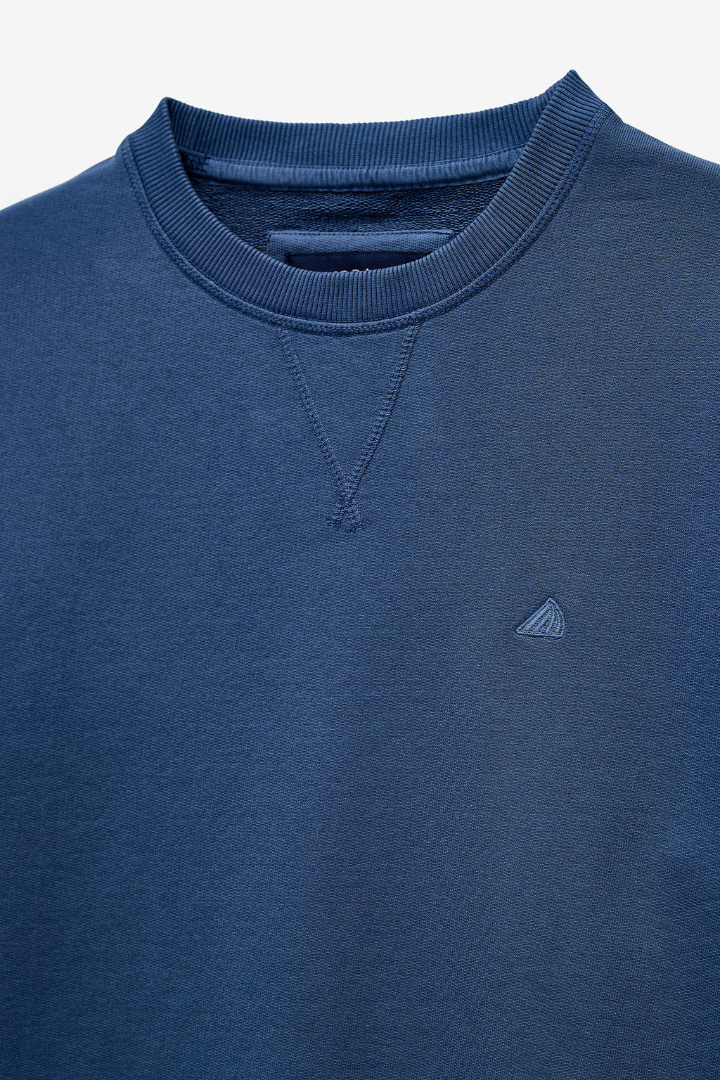 SUDADERA BÁSICA CUELLO REDONDO
