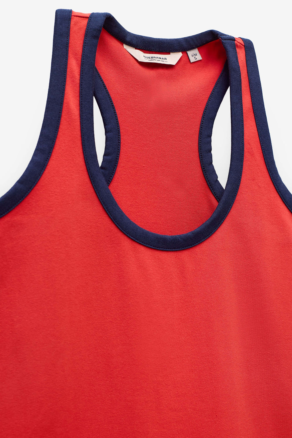 TANK TOP COM CONTRASTES