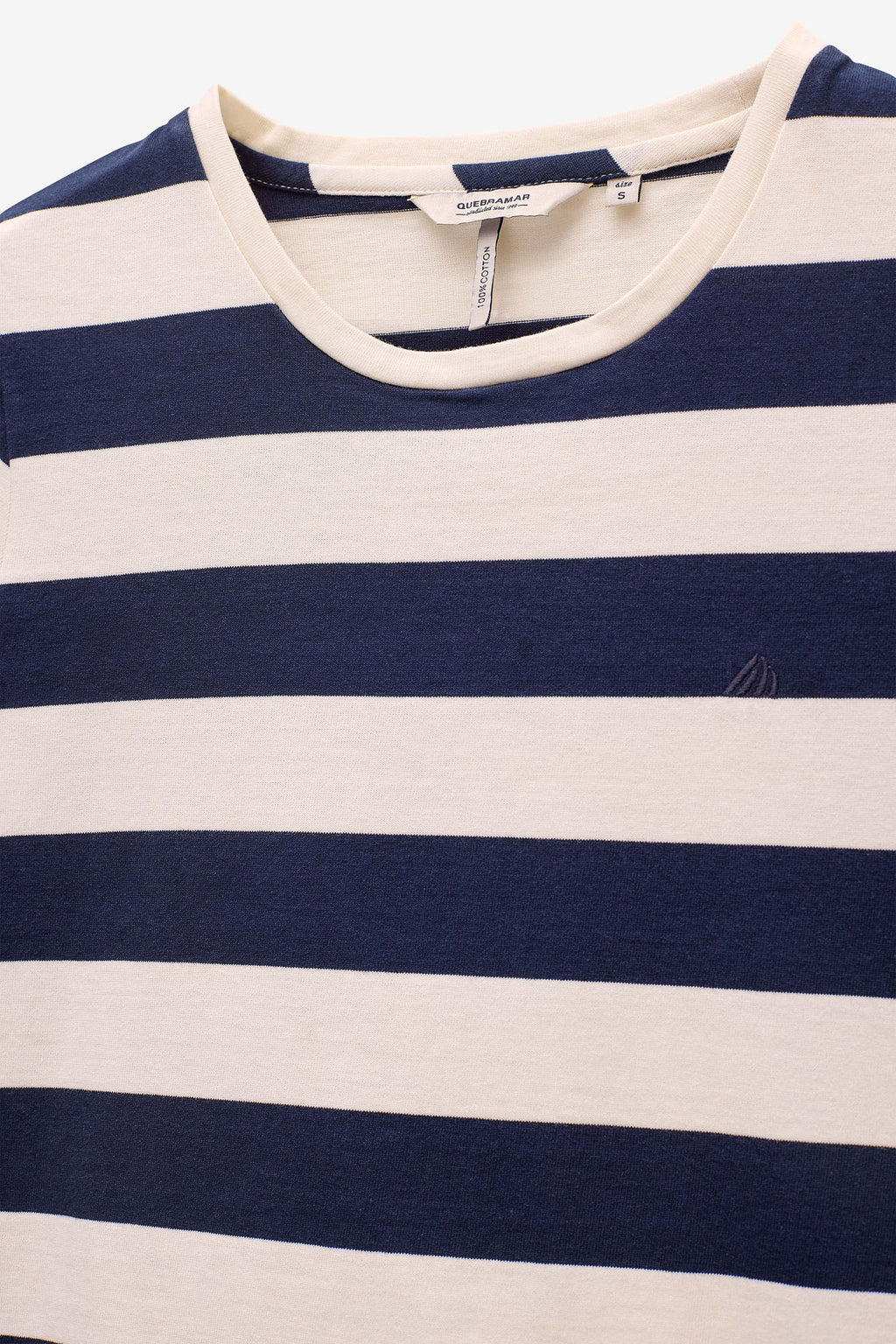 T-SHIRT ÀS RISCAS
