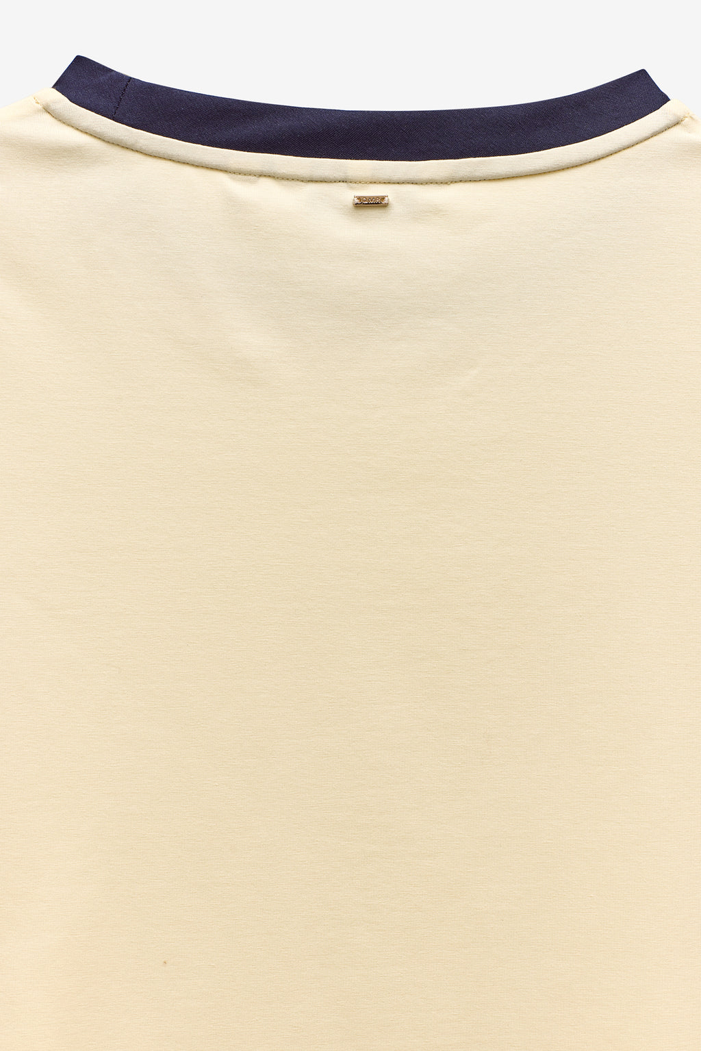 T SHIRT COM CÓS E PUNHOS EM CONTRASTE