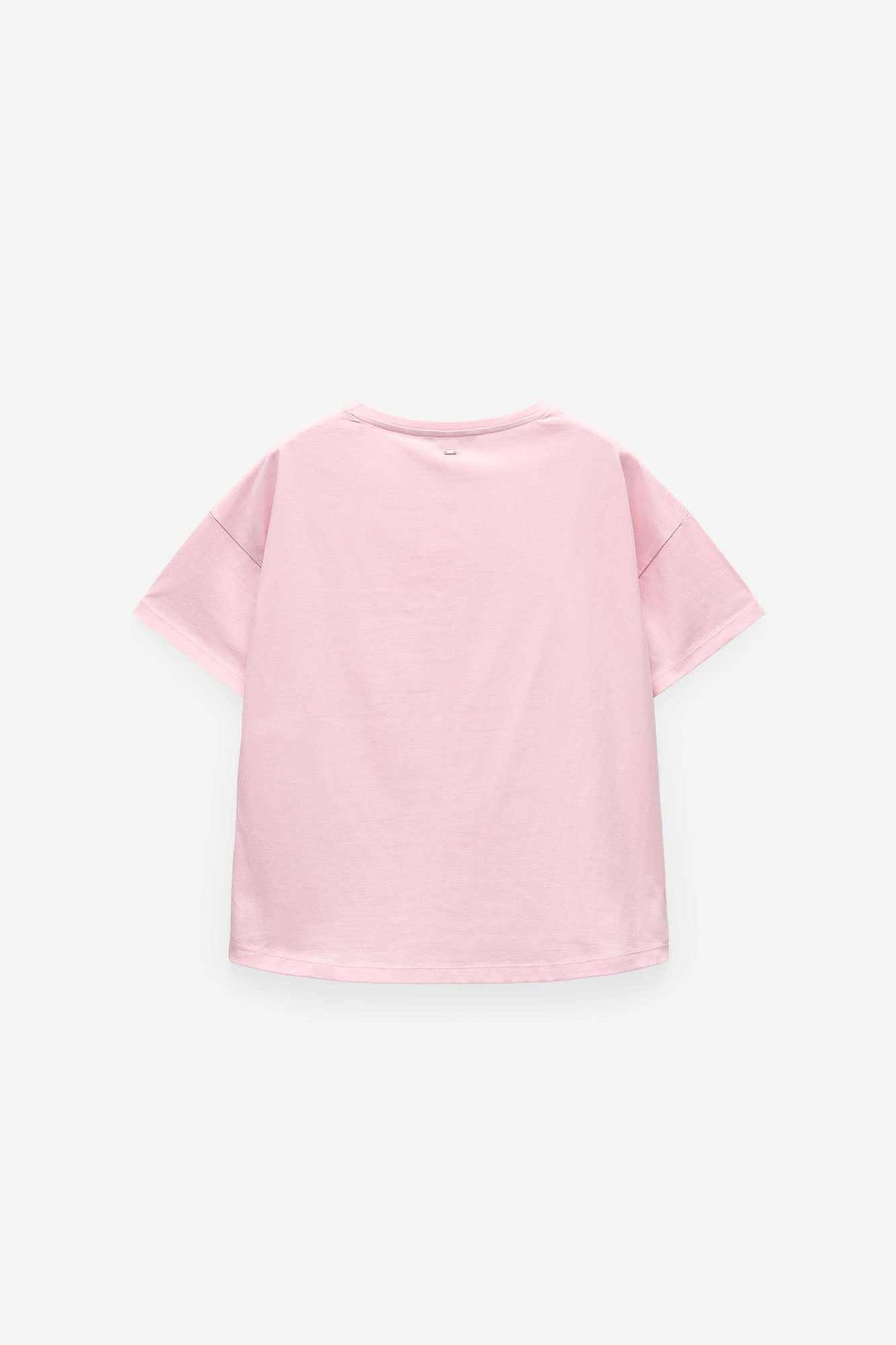 T-SHIRT COM BOLSO BORDADO