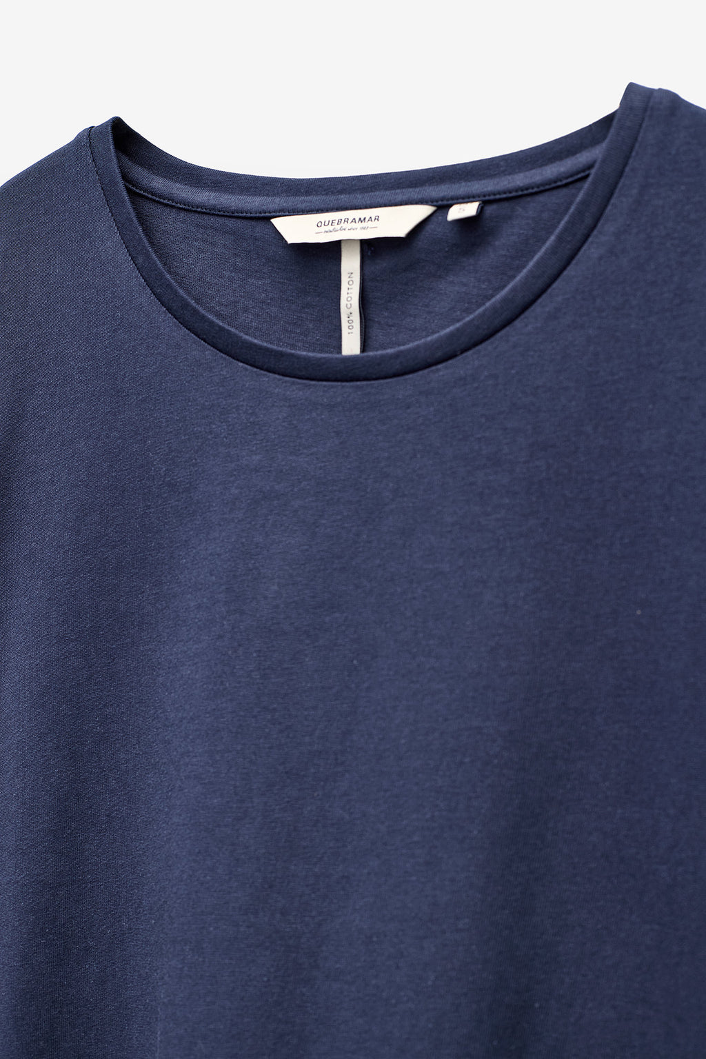 T-SHIRT COM RIBS A CONTRASTE