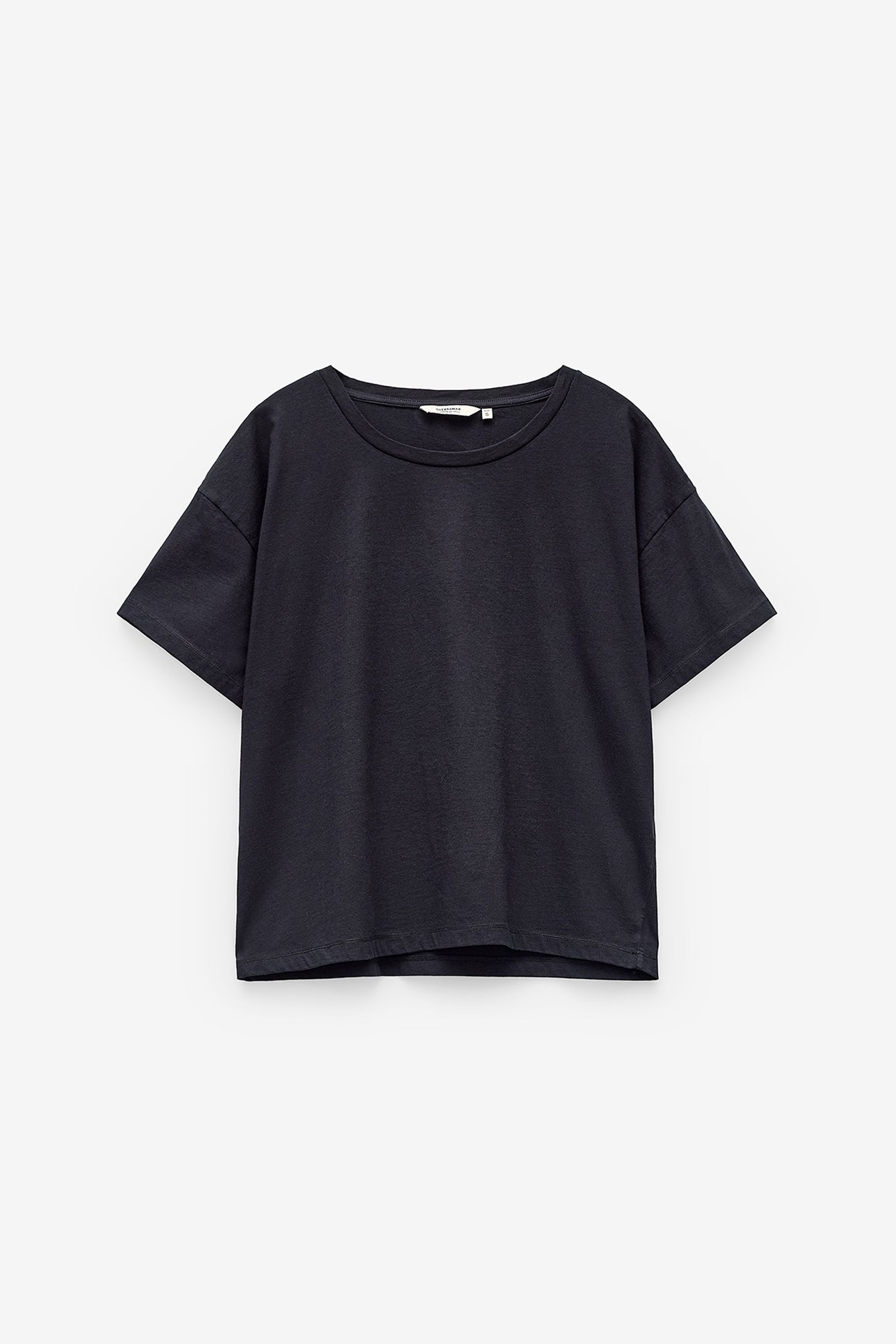 T-SHIRT BÁSICA LOOSE FIT