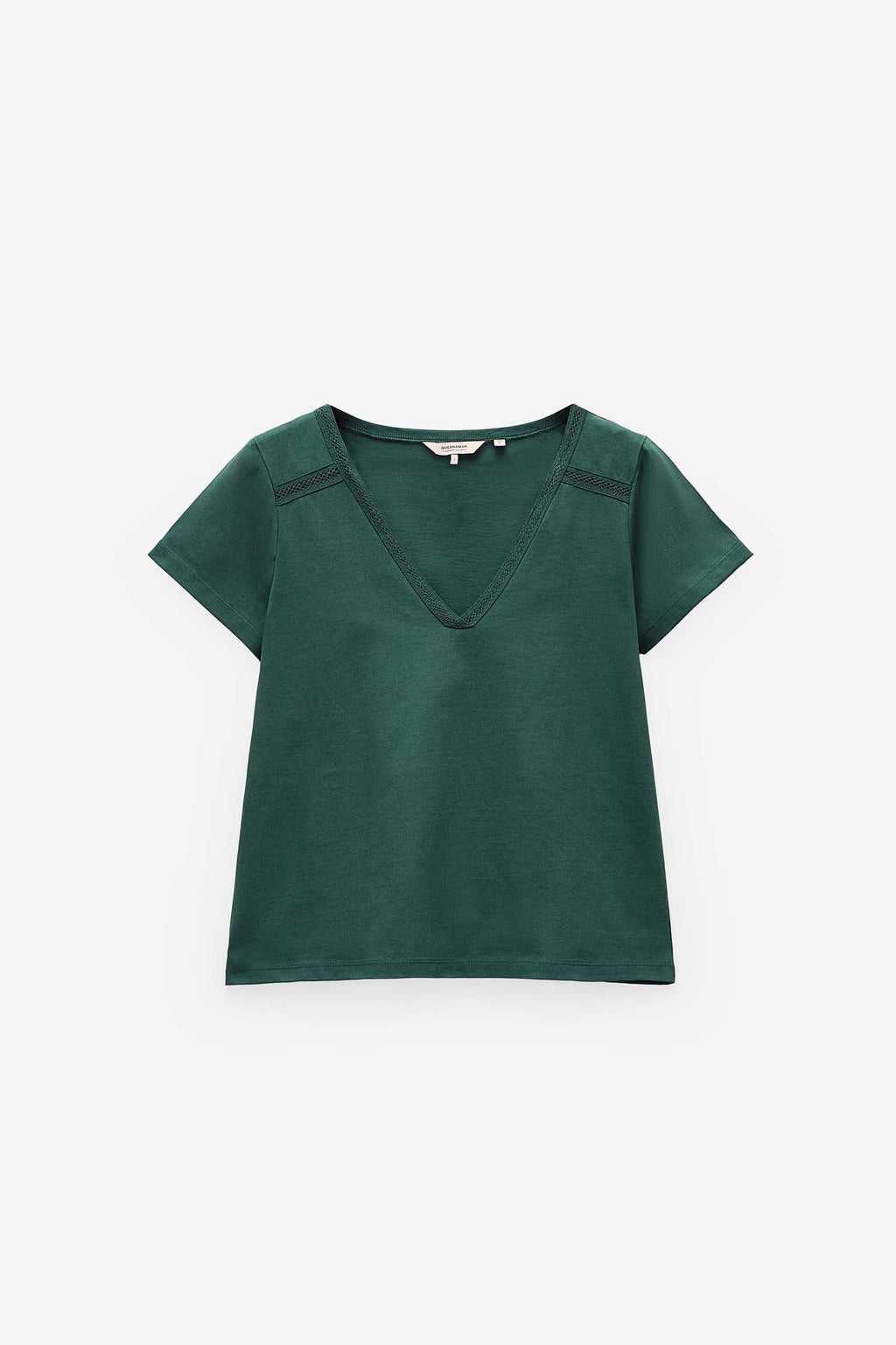 T-SHIRT COM APLICAÇÃO FITA DE REN