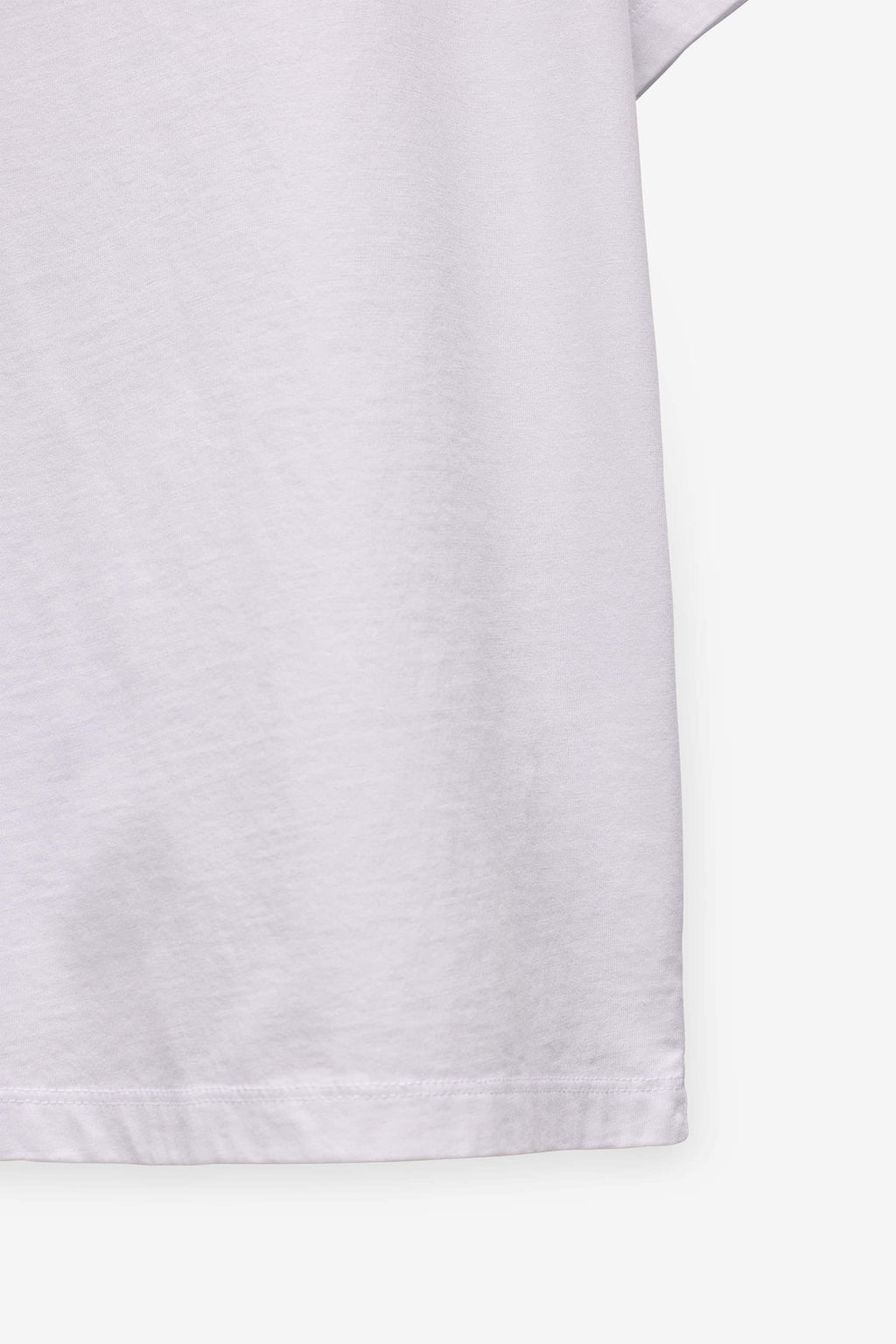 T-SHIRT LARGA COM PRINT QUEBRAMAR