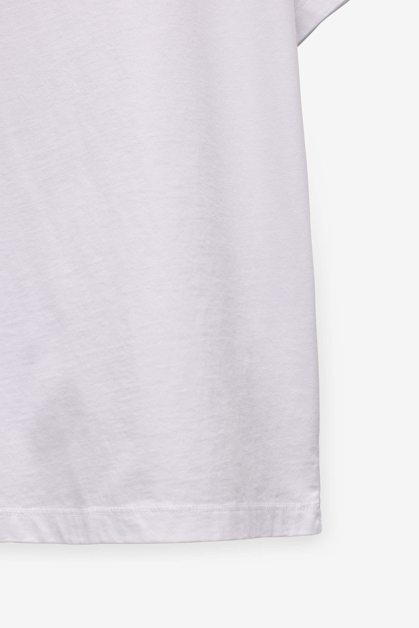 T-SHIRT LARGA COM PRINT QUEBRAMAR