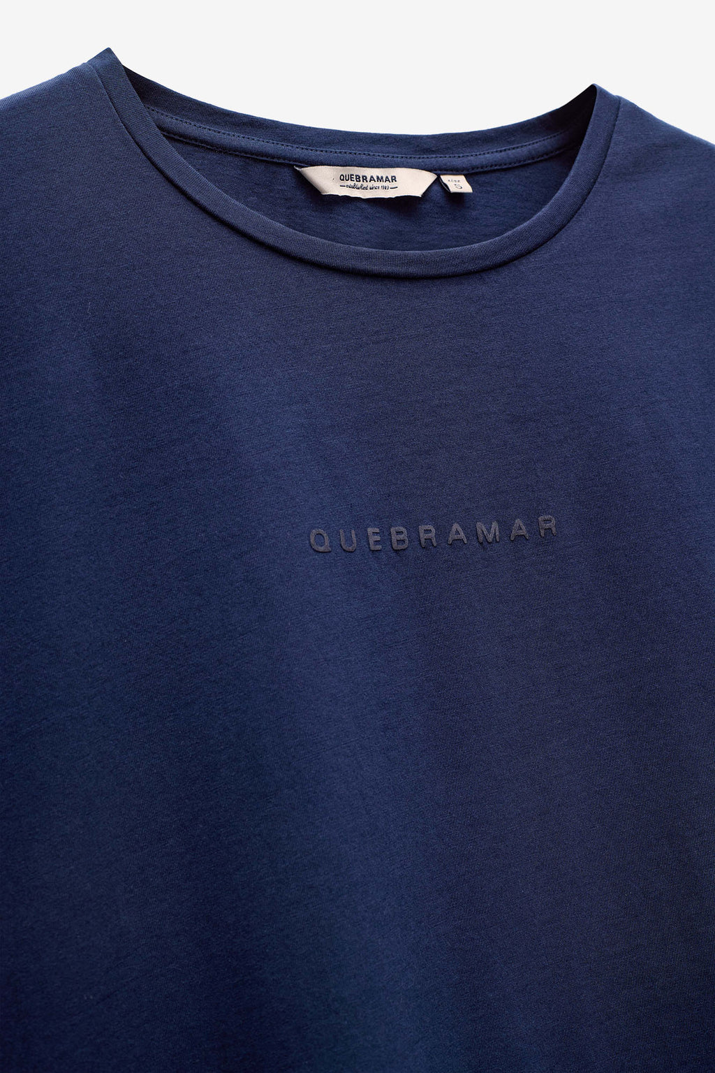 T-SHIRT LARGA COM PRINT QUEBRAMAR
