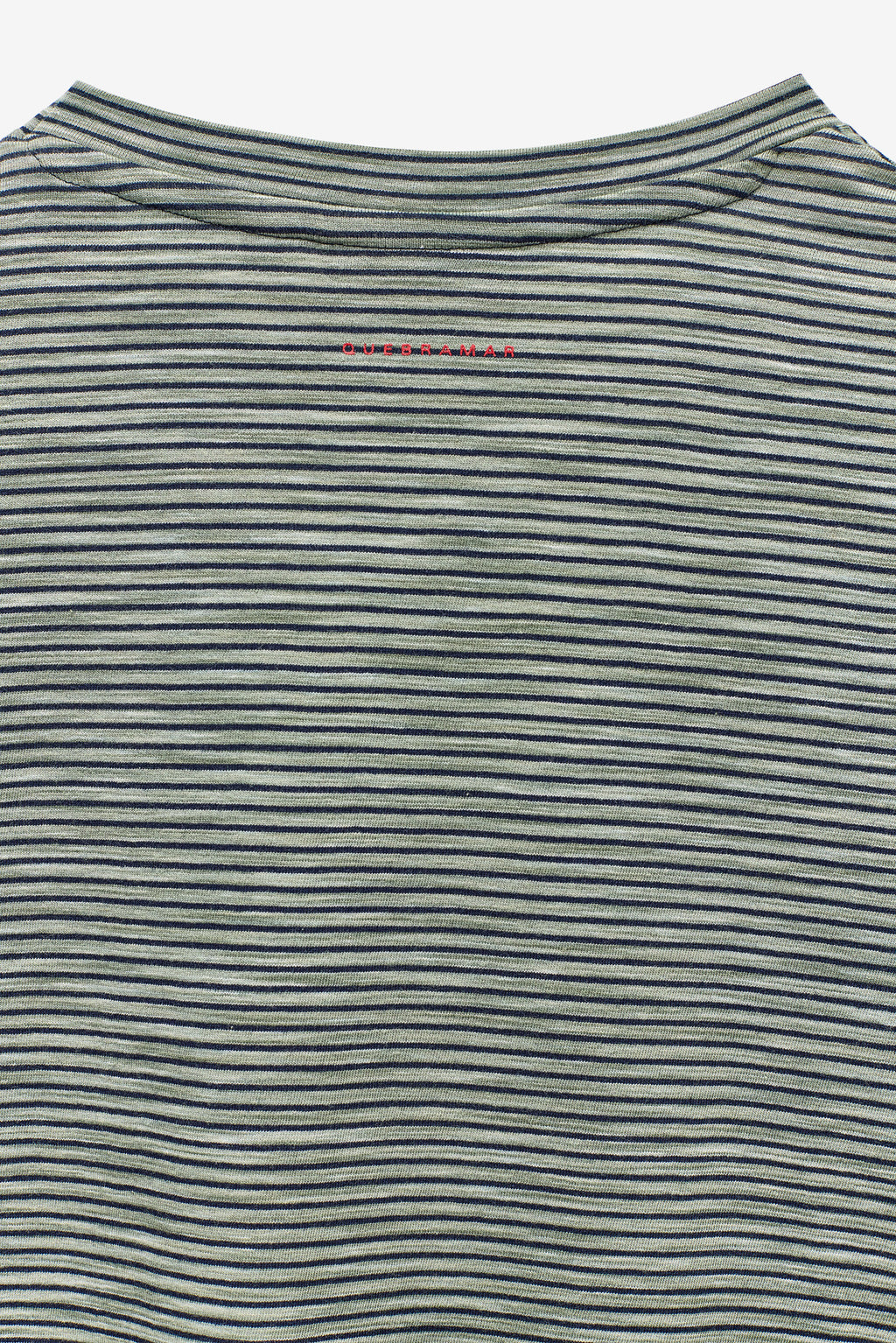 CAMISETA DE RAYAS CON LOGO A CONTRASTE