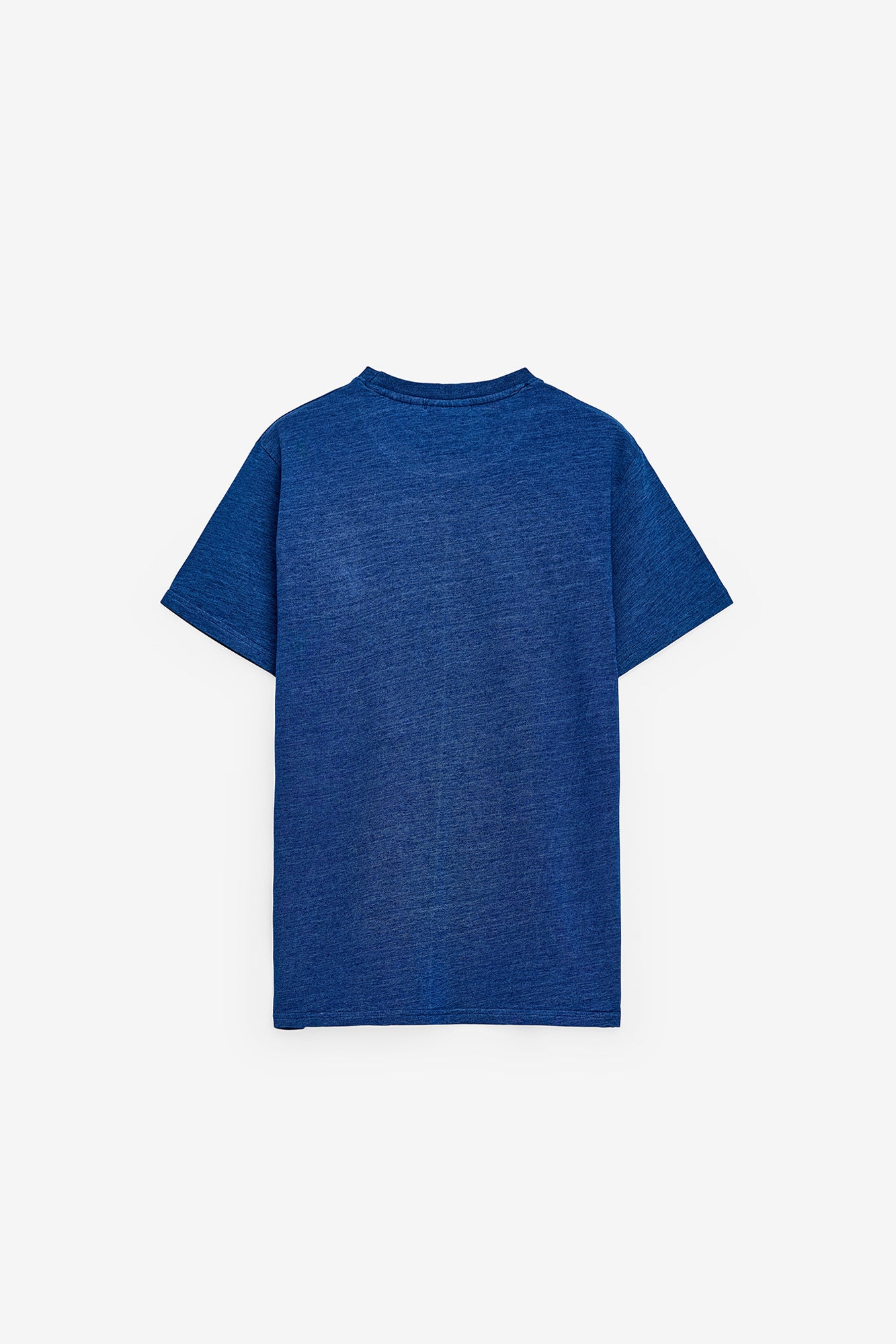 T-SHIRT DENIM LOOK