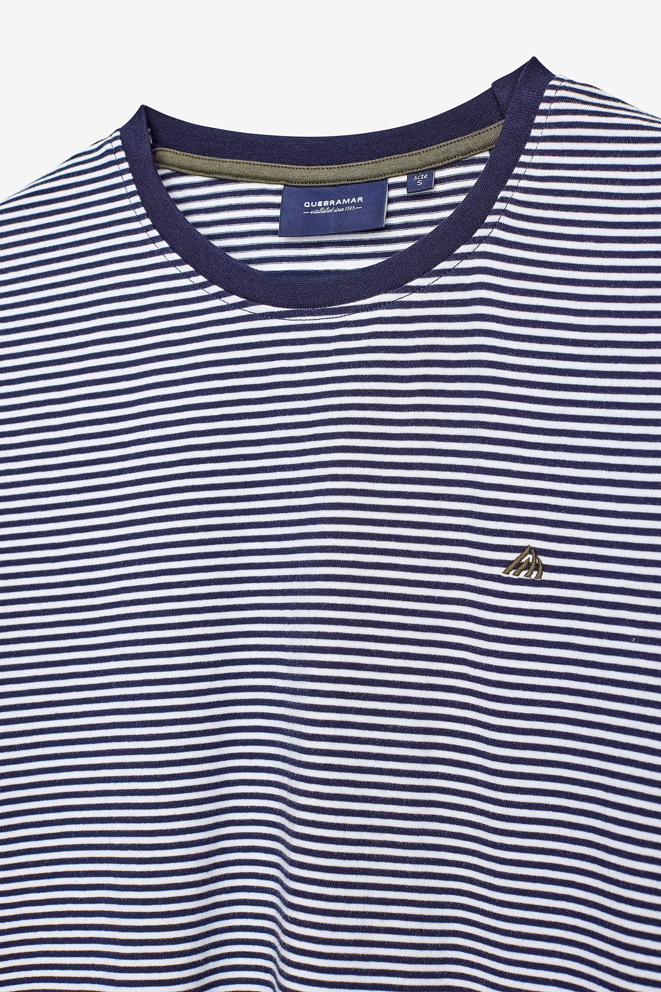 T-SHIRT ÀS RISCAS