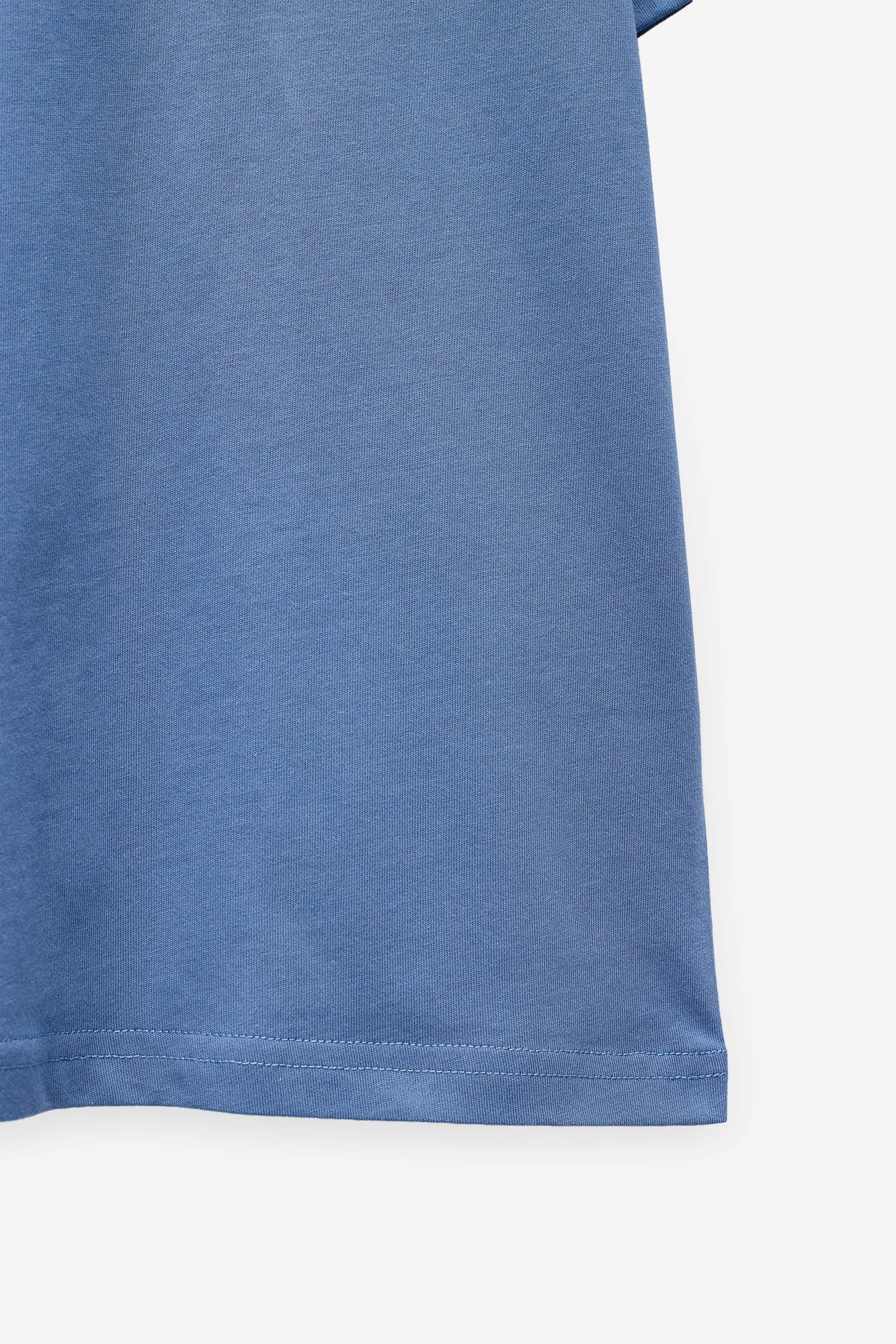 T-SHIRT COM PATCH