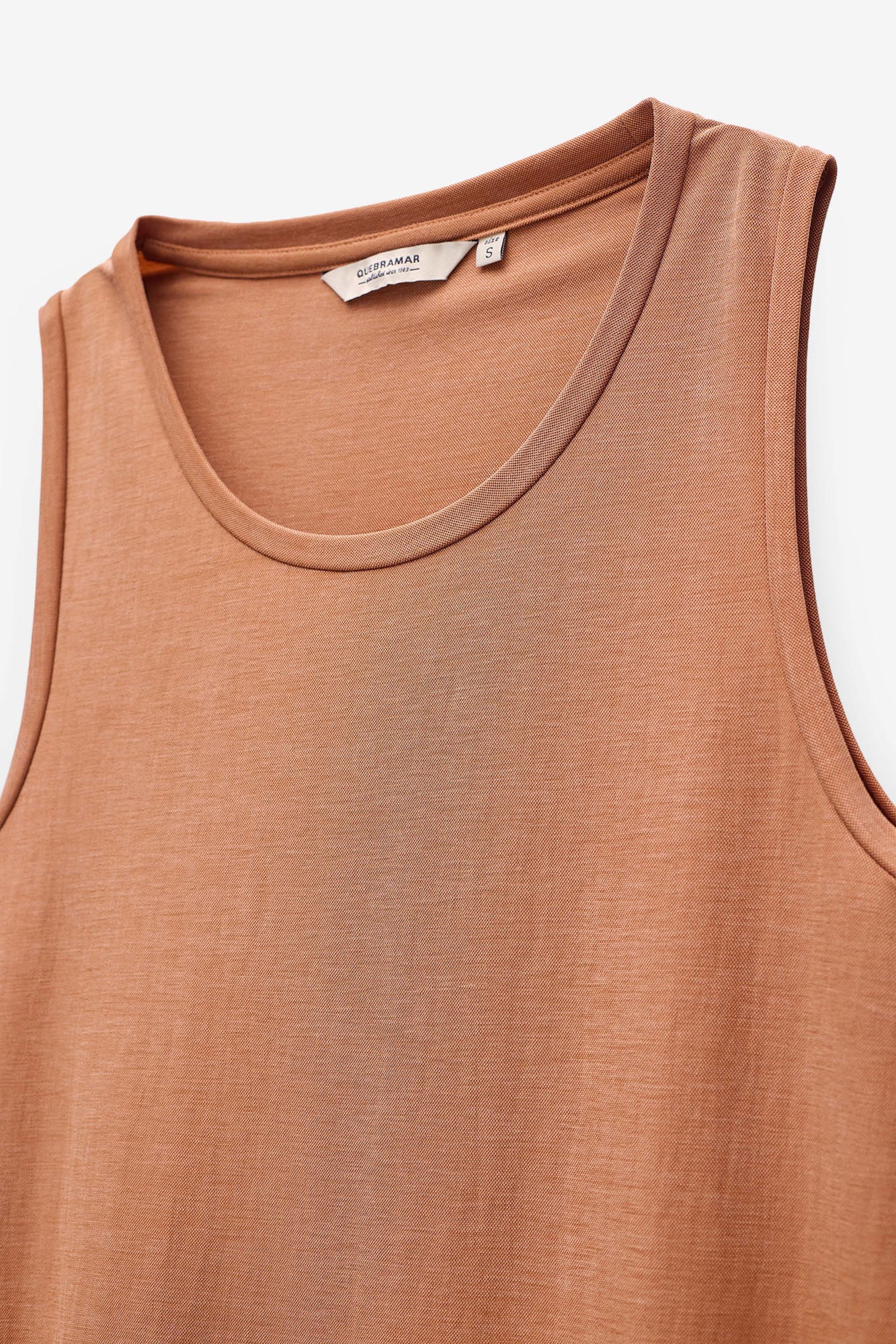 VESTIDO MIDI COM FOLHO