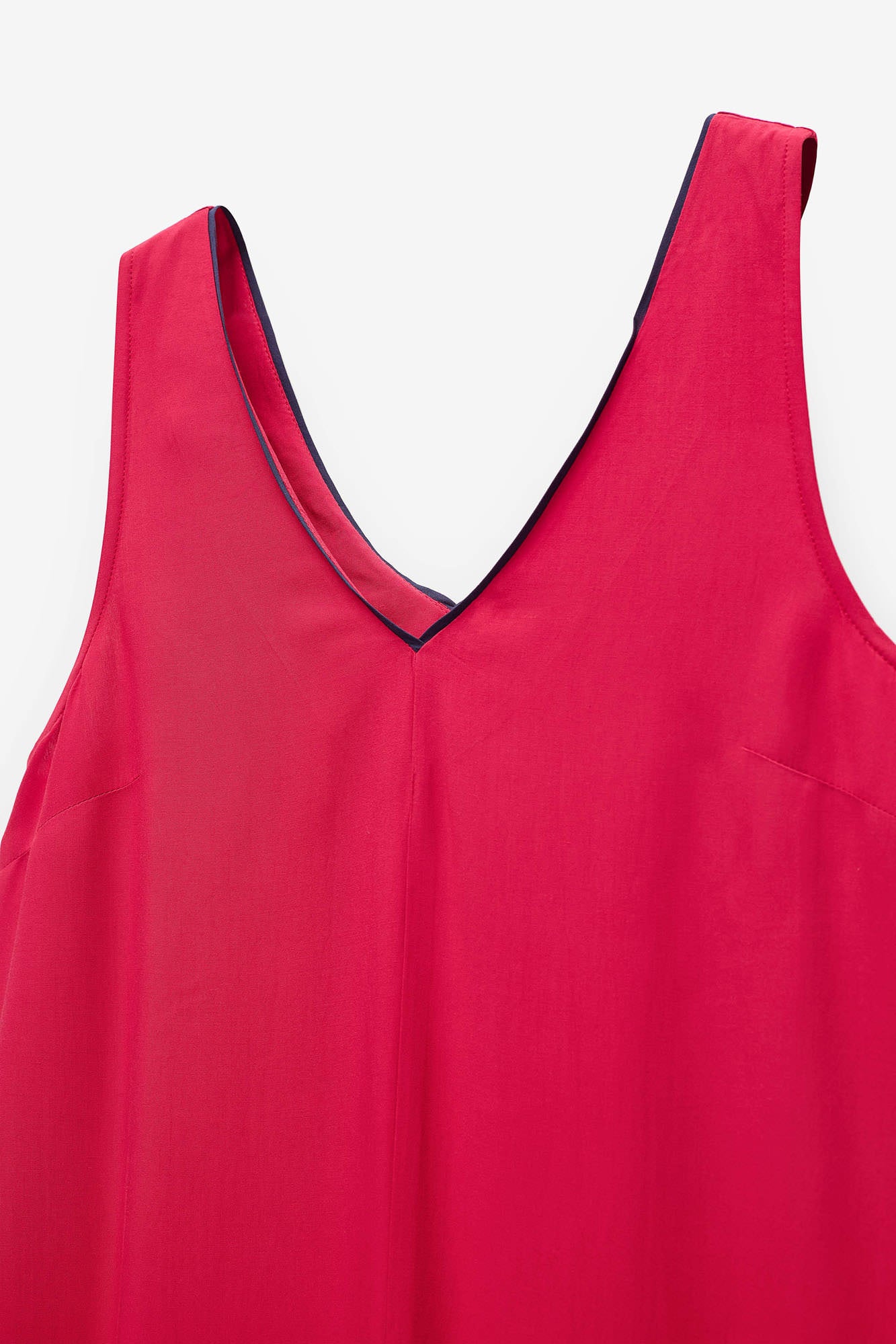 VESTIDO LISO COMPRIDO COM CONTRASTES