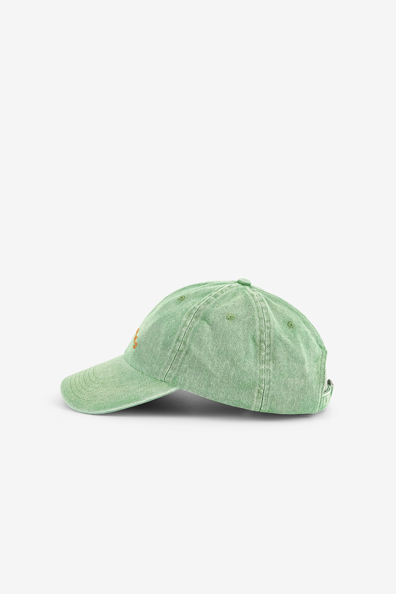 CAP COM LOGO EM CONTRASTE