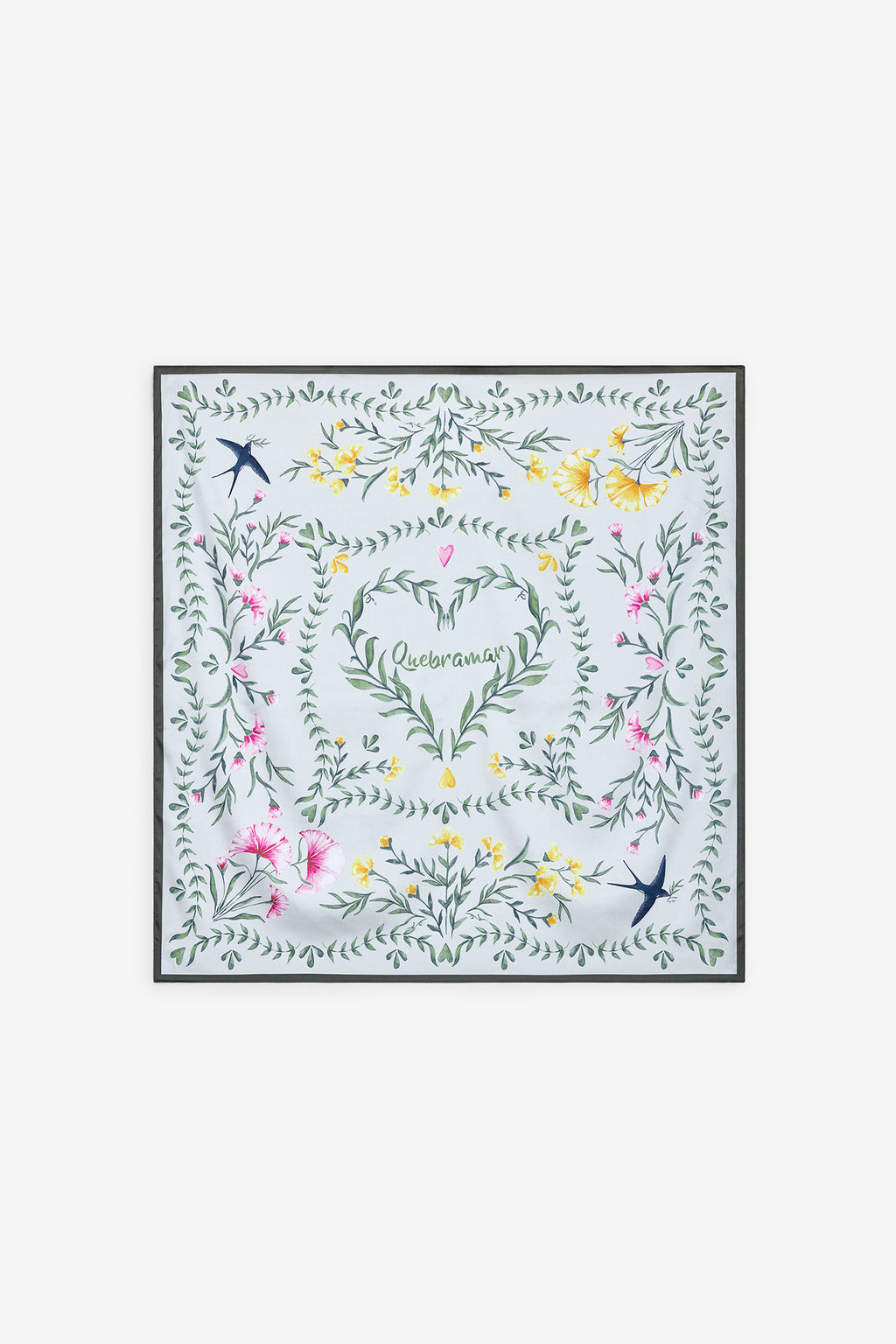 LENÇO FLORAL COM CORAÇÃO